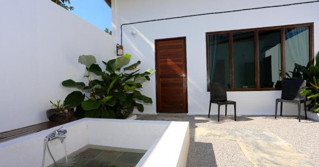 Rafflesia Resort Lundu Екстериор снимка